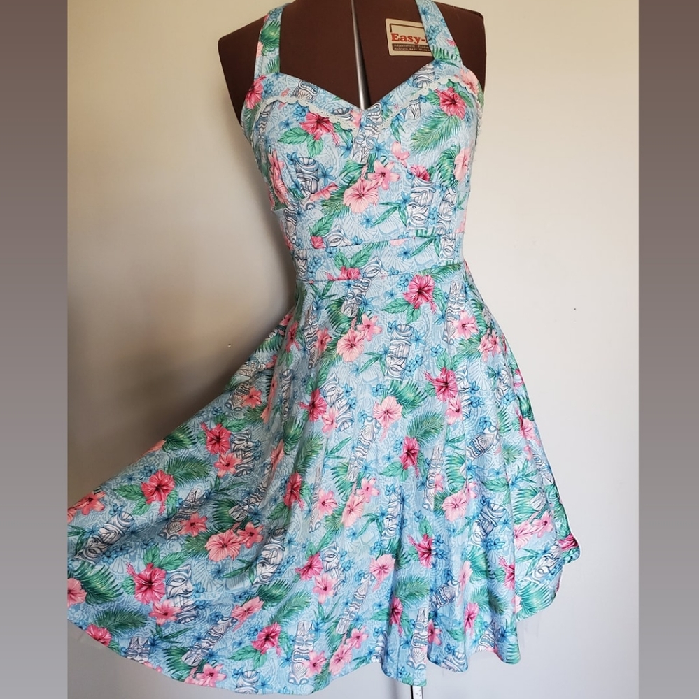 Pin Up Hot Topic Tiki Dress Medium